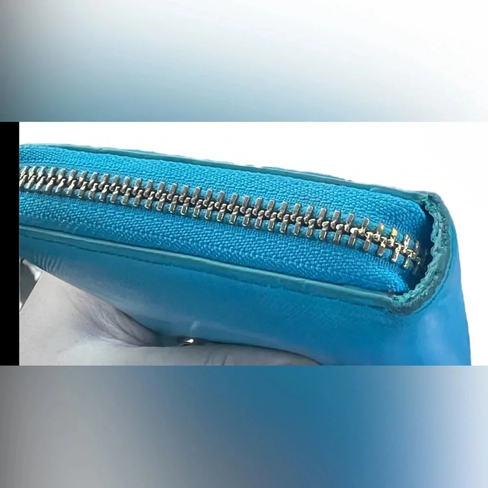Tory Burch Zip Around Wallet